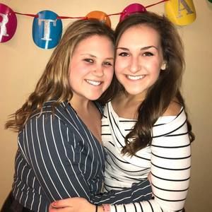 Meet your Posher, Briana